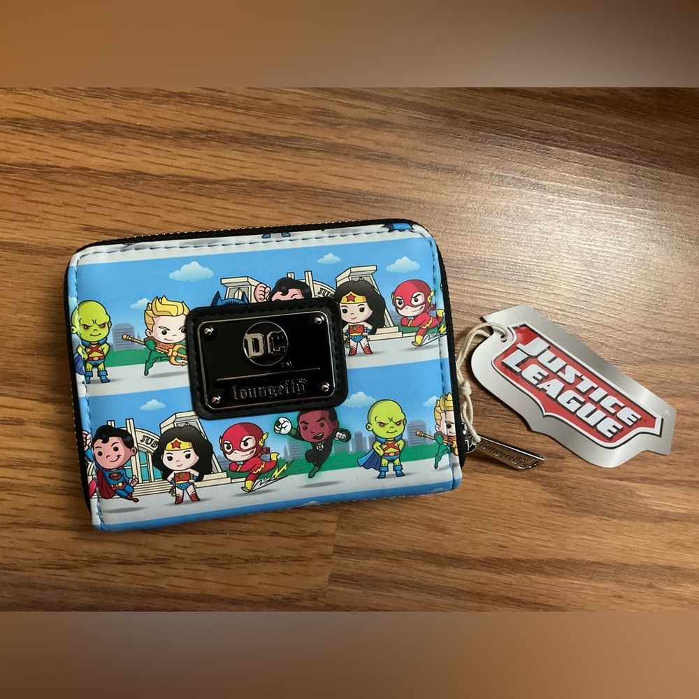 Loungefly Justice League DC Superheroes Wallet NWT